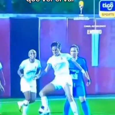 Lance normal, segue o jogo 