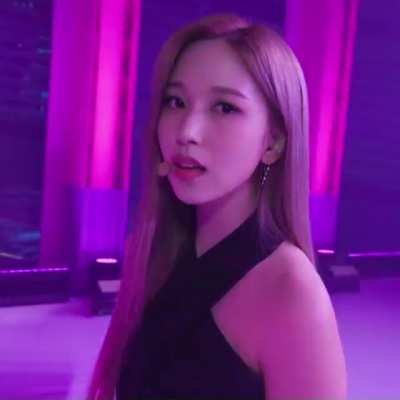 201026 - Stunning Mina