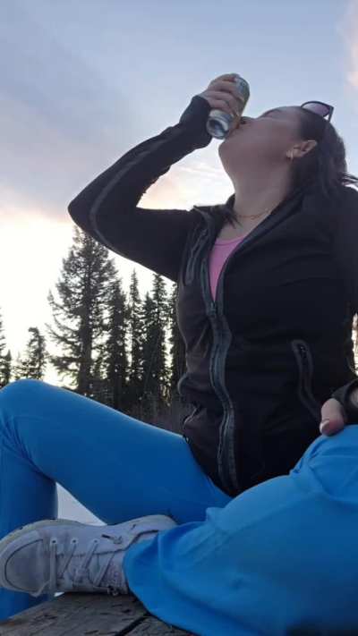 When you're Canadian and finally get a double digit day.. twea season has begun 😆