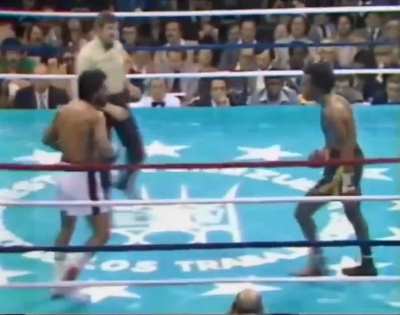 40 years ago today (November 25th 1980), the infamous “No Más Fight” took place. Roberto Durán giving up in the middle of the ring after being taunted and mocked by his opponent 