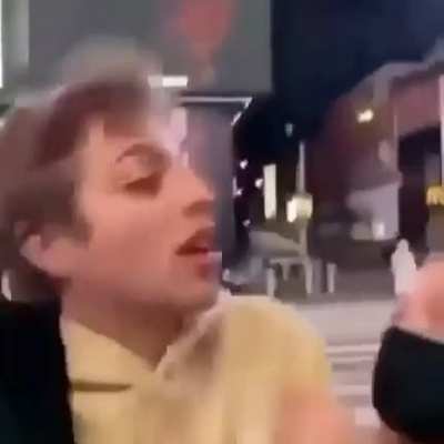pete davidson lookalike triggers karen