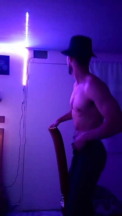 [M] [24] I'm practicing a little bit, do u wanna be the chair?