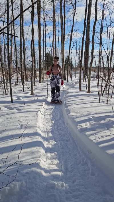 [F] 40 dared to snowshoe topless