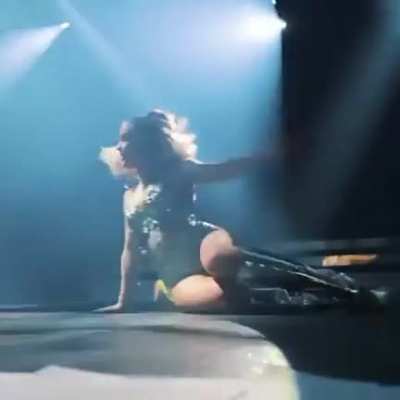 Zara on stage in Oslo