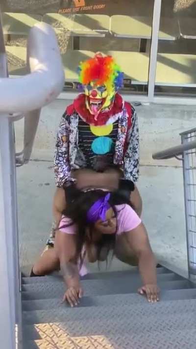 Public backshotz