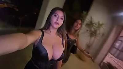 Jiggle jiggle