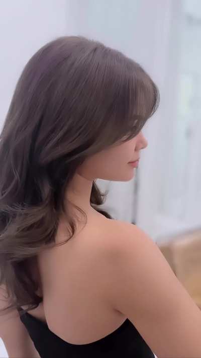 Ivana Alawi 