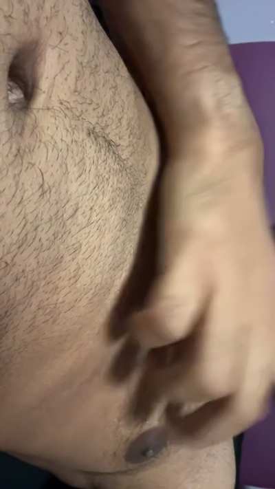 Anyone in LA? Want to orgasm with nipple licks