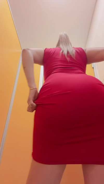 My desk chair is so uncomfortable that ass is feeling numb… can I sit on your face?