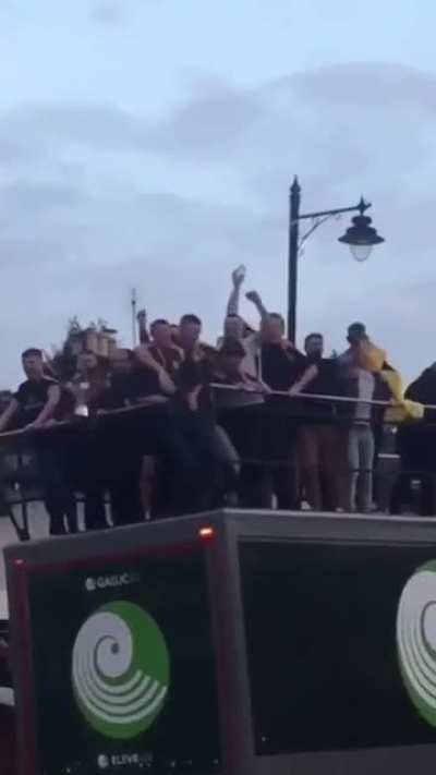 HMFT after I fall off a parade float (xpost from r/abruptchaos)