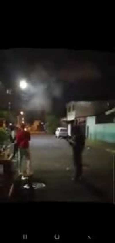 Fiesta de año nuevo en latinoamerica be like: