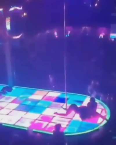 Stripper fell down from the pole while putting on a show