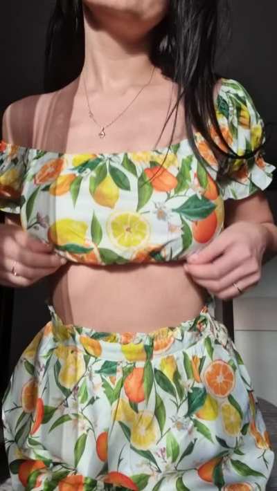 Do you like how my tiny nipples sit on my big titties? Drop
