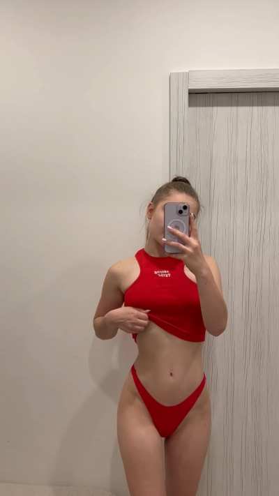 Small cute girl (@ell<wbr>ie_an<wbr>gel4) [onlyfans]
