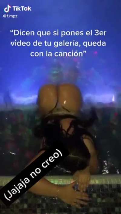 No podria resistir con esa vista 😩