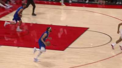 [Highlight] Shaedon Sharpe climbs the ladder to put down the lob