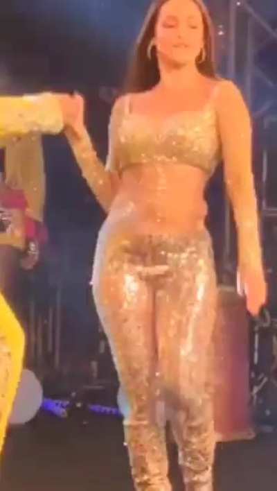 Malaika Arora Dance 🤤🍑
