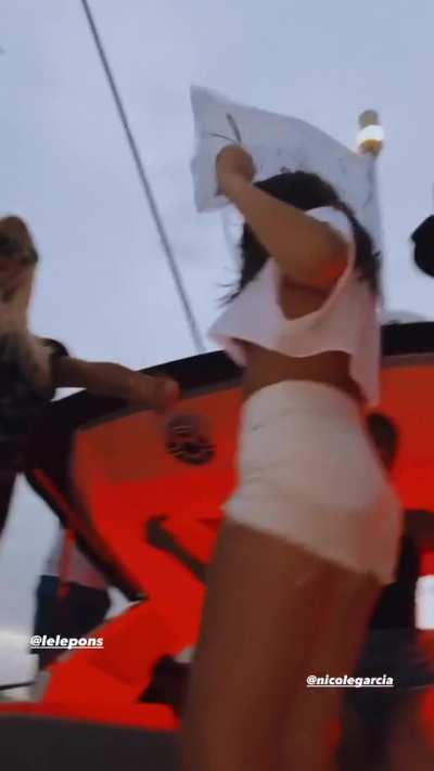 Lil upskirt - Hot