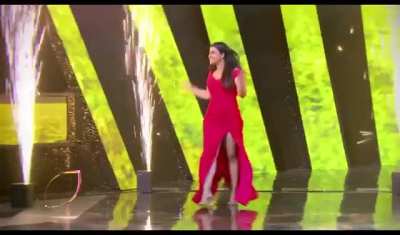 Kajol’s Meaty Thighs