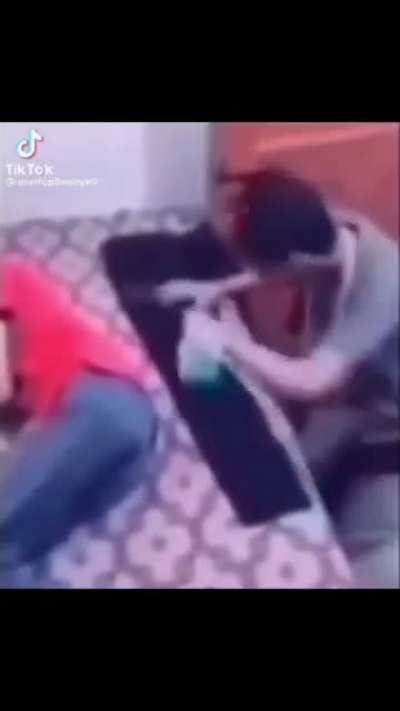 😂😂