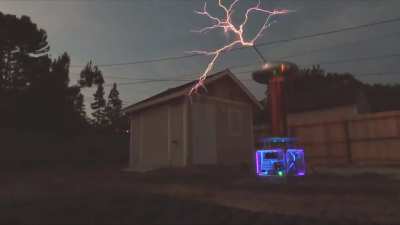 High power Dual Resonant Solid State Tesla Coil (40kVA+) running till overheat