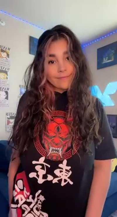 Fuck me raw or pass… what’s your answer Papi