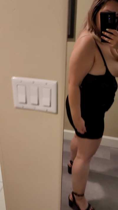 You pick me up for our first date and see me wearing this, are we fucking?