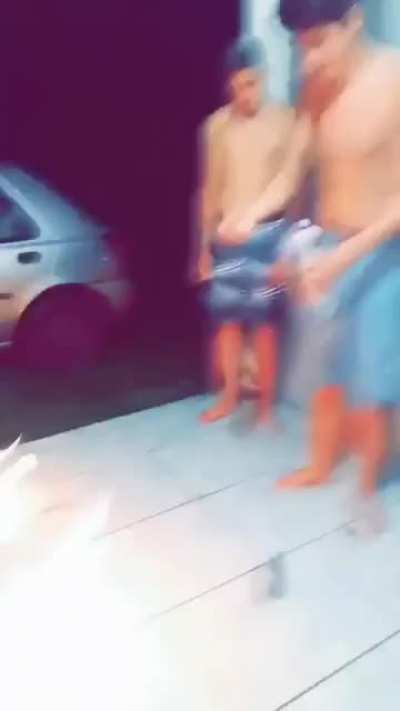 fits here?