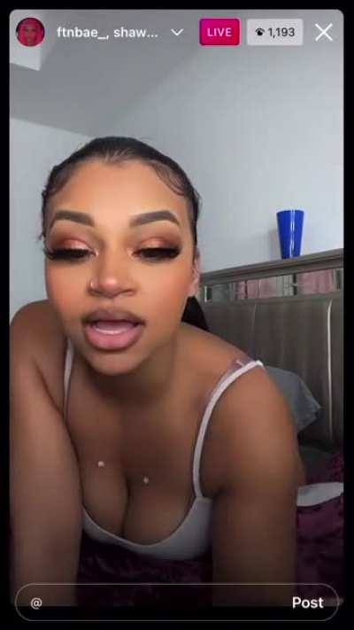 👀