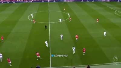 Bruno playing a cross field pass on the volley