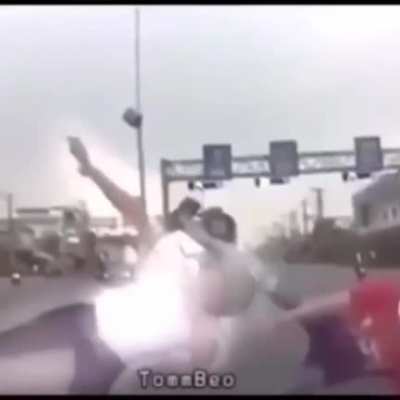 D A B