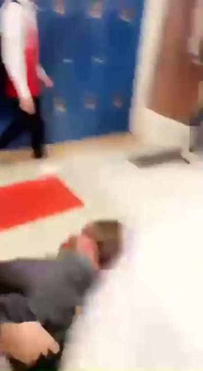 Fight over ketchup spill