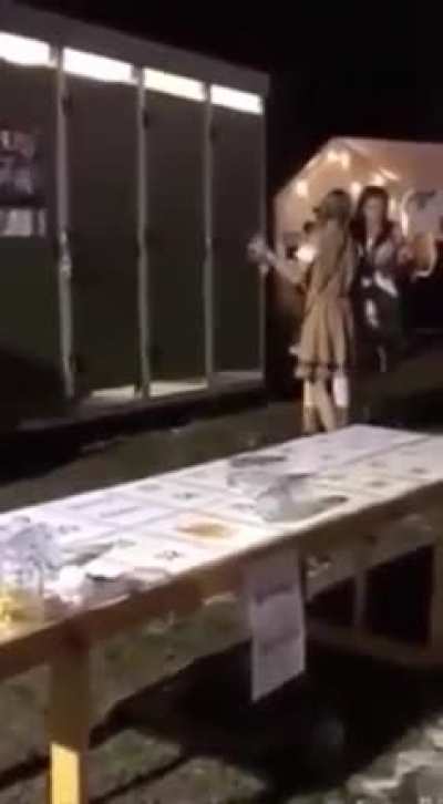 NSFW What the fuck is going on here???