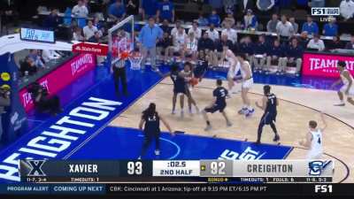 Austin Swartz wins the game for Creighton with a kiss off the glass as time expires!