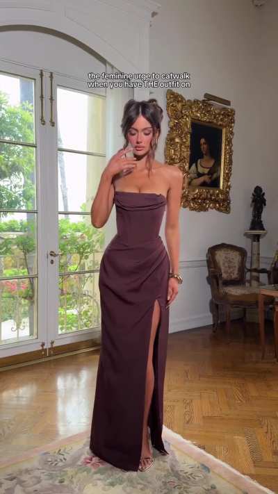 Chocolate tones, sculpted to perfection (Showpo Insta 17 Apr 26)