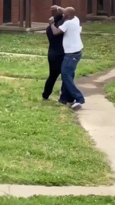 Woman beater get some street justice