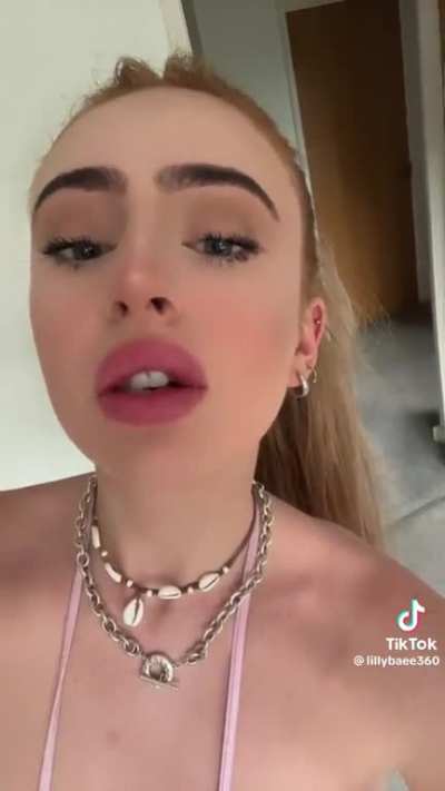 lillybaee360