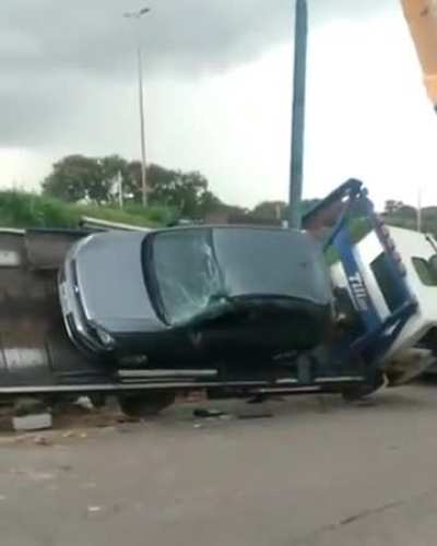 UPS!!