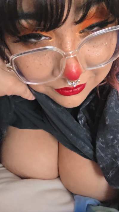 Chubby horny MILF available all night! 10 minute [SEXT] with live [VID][PIC] only $30! Fuck my pussy and mouth please 💕 [Dom]<wbr>[fet]<wbr>[sub]<wbr>[aud]<wbr>[gfe]<wbr>[snp]
