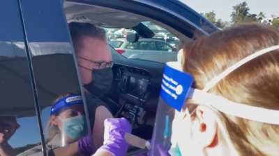 /u/GovSchwarzenegger just got his COVID-19 vaccine!