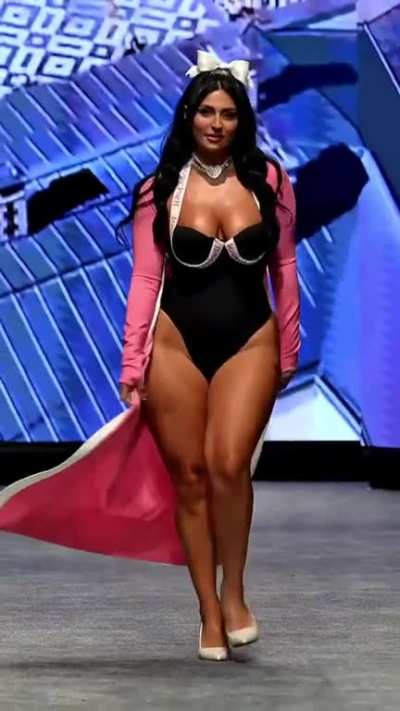 Those jiggles 😍