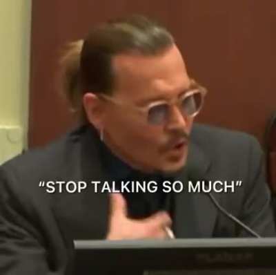 Johnny Depp dealing with 🤡s