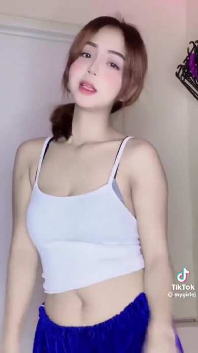 EJ