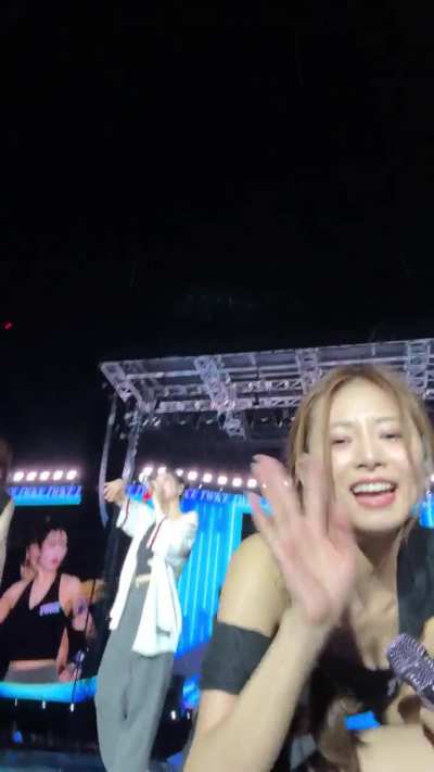 230709 Got an up-close greeting from Tzuyu at tonight's Atlanta show