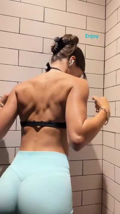 Tansy Snowdon