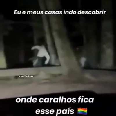 País