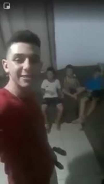 Quem tá feliz da um clube social