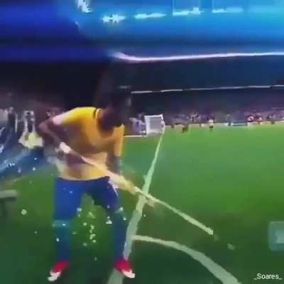 Neymar o herói da nação