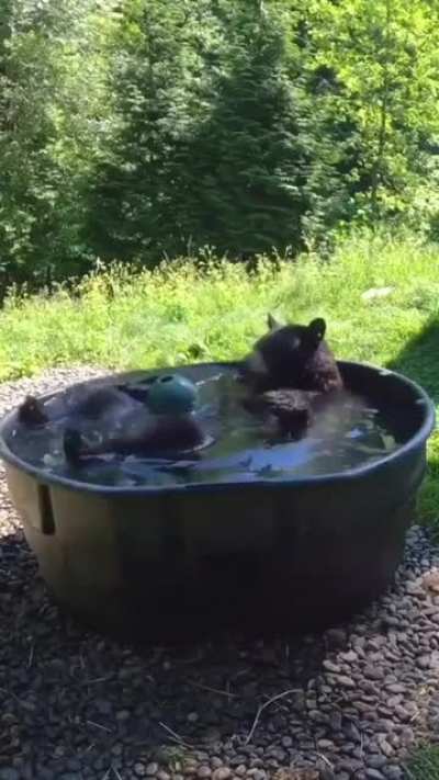 🔥 Everyone needs a spa day every once in a while..