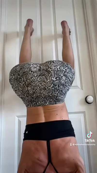 Be honest: you would never guess I could twerk like this